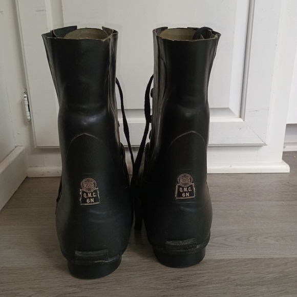 BRISTOLITE QMC EXTREME COLD WEATHER MICKEY MOUSE BOOTS SIZE 6N NO VALVE main image 4